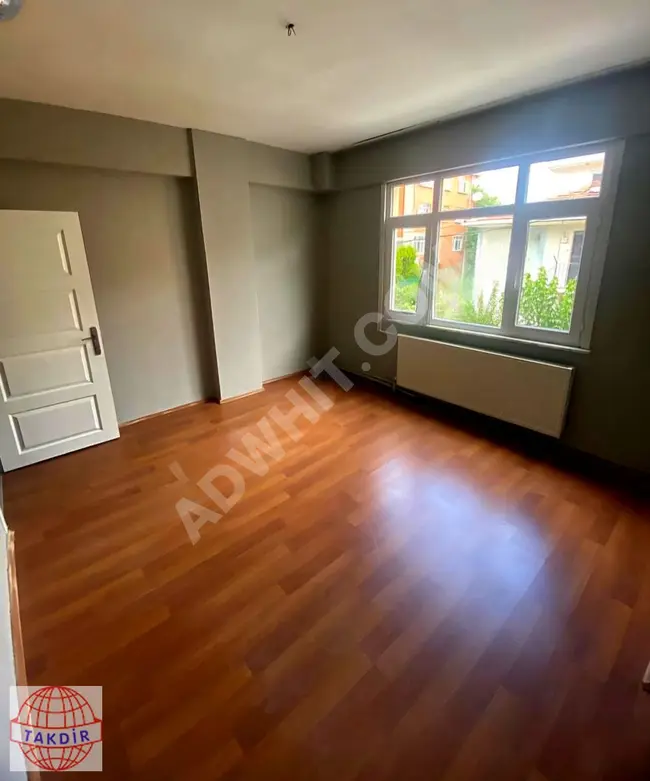 Metro 5 dakika kiralık geniş 3+1 daire