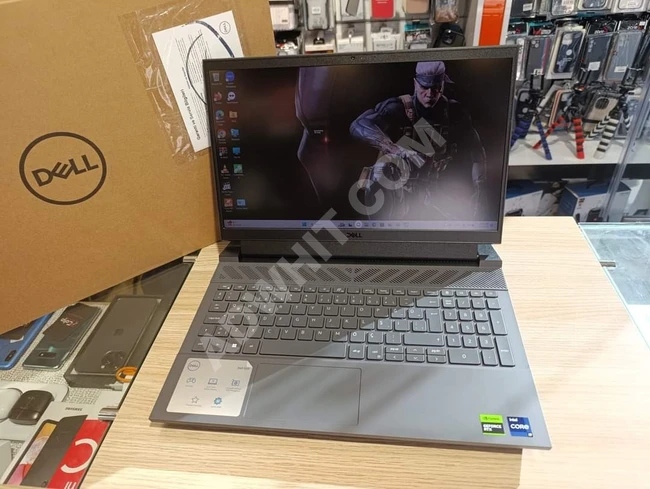 DELL G15 5530 i9