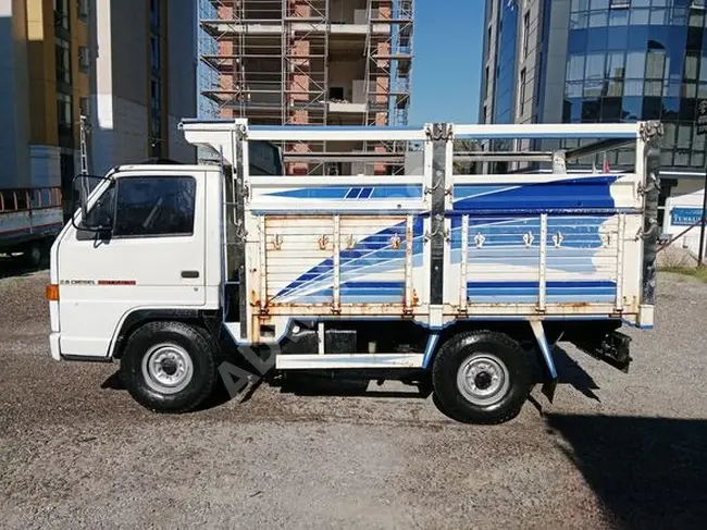 ÜÇYAY OTOMOTİV DEN **1995 ISUZU NKR TEK TEKER AHŞAP KASA İLACELİ KAMYONET