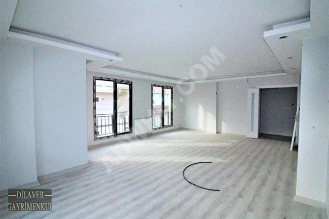 New apartment 5+1 with an area of 250 m² in BAHÇELİEVLER near ULUBATLI HASAN Street, with floor ownership