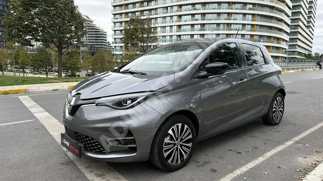 سيارة RENAULT ZOE İNTENSE موديل 2023 - بدون طلاء