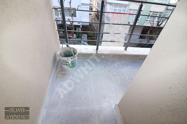 New corner apartment with 3 rooms and a living room with a master bathroom, near ÇAMLIK Street in BAHÇELİEVLER