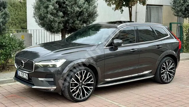 XC60 2.0 B4 Hybrid Plus Bright  تدفئة وتبريد، جنوط 22، وسلّم