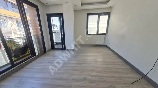 2+1 duplex apartment for sale within a 7-year-old building with KAT MÜLKİYETLİ title deed in the BAHÇELİEVLER - SİYAVUŞPAŞA area