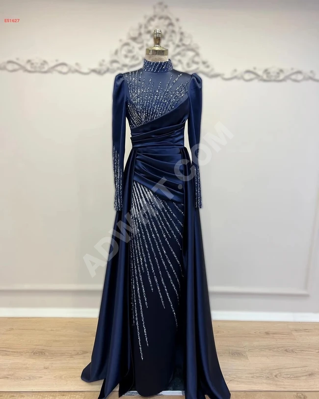 Elegant evening dress for hijabis