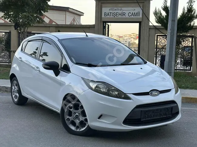 FORD FİESTA  - ديزل , غيار عادي , مع امكانية التقسيط - من ÖMÜR MOTORS