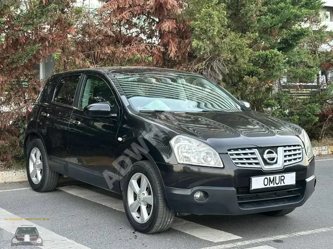 Qashqai car 190,000, roof, cover, and trunk without paint, with a glass roof