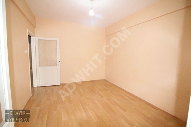 Apartment 3+1 for sale on a middle floor with a southern facade on ULUBATLI HASAN Street in BAHÇELİEVLER area