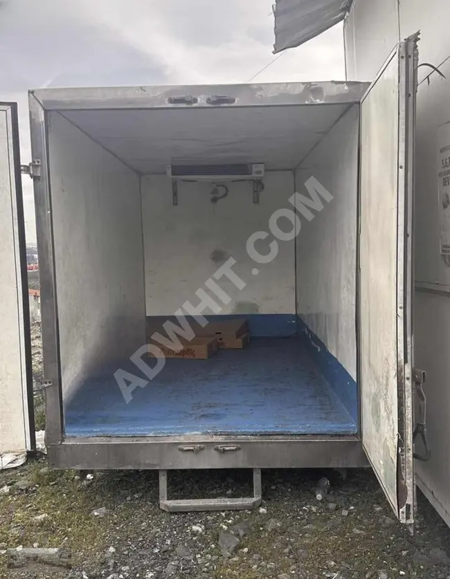 For sale: low cooling truck box 511/711/ISUZU