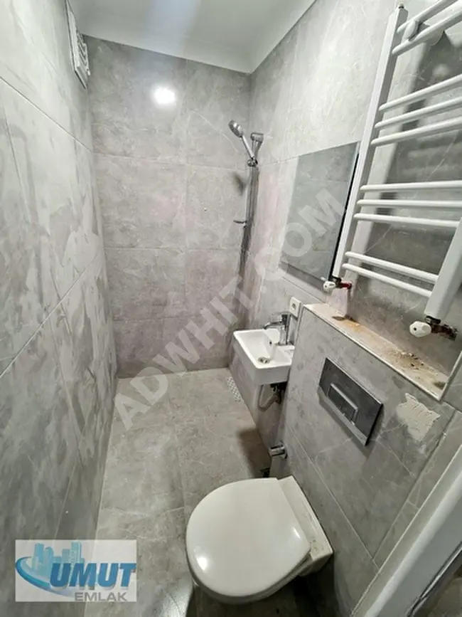 ÖĞRETMENEVİNE YAKIN EBEVEYN BANYOLU 3+1 120 m2