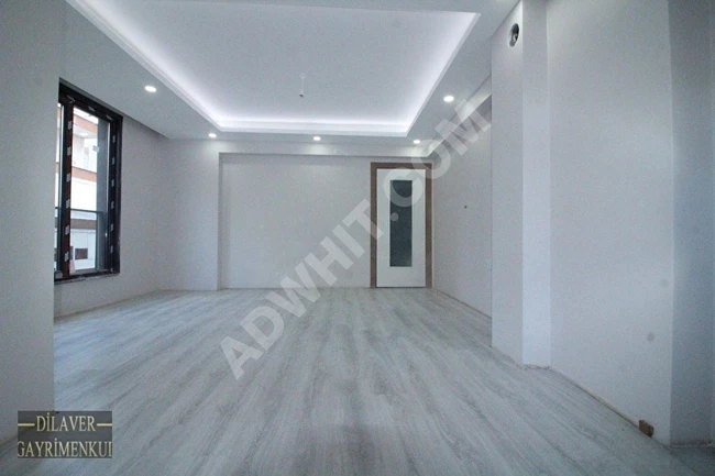 Apartment 3+1 for sale with a master bathroom on a corner location and southern facade in the BAHÇELİEVLER area