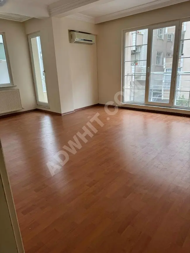 AKKOÇLARDAN SATILIK 3+1 135 M2 ACİL 1.KAT GENİŞ DAİRE