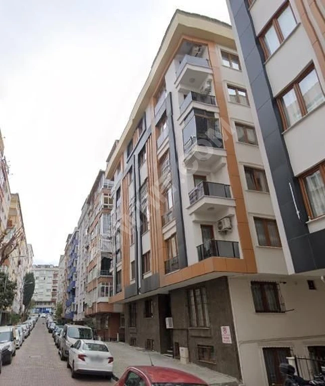 Apartment for sale on the fourth floor in a 6-year-old building with an elevator - from PAŞA EMLAK