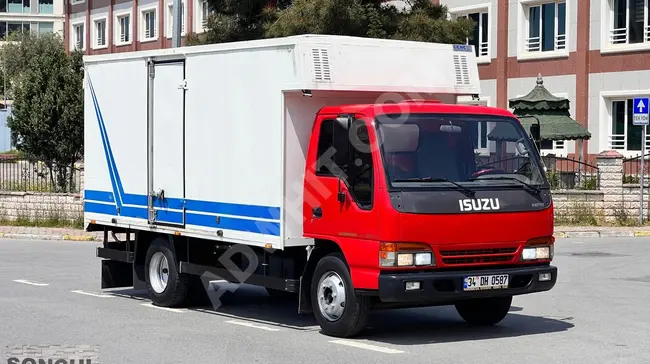 TR DE TEK 45 BİN KM DE 2006 ISUZU NPR KAPALI KASA KAMYON ORJİNAL