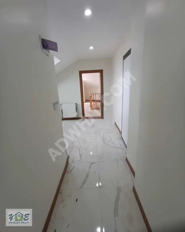 Duplex apartment 5+2   245 square meters close to the municipality with no deed fees in Siyavuşpaşa