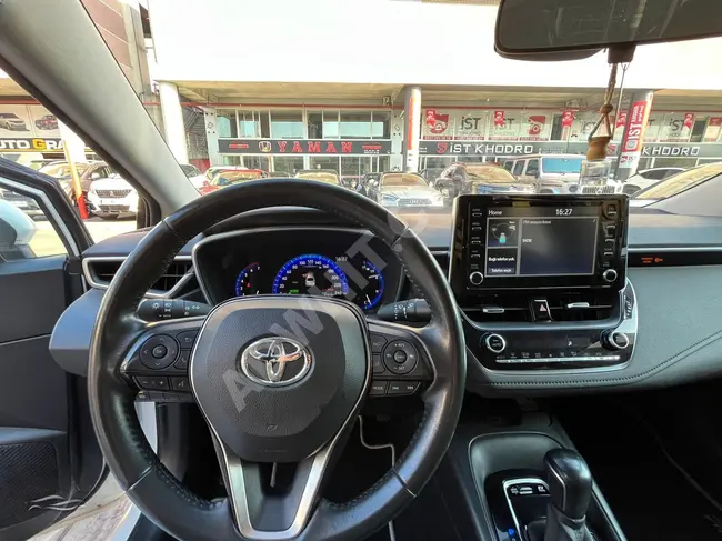 2021 TOYOTA COROLLA HYBRID car free of defects and paint