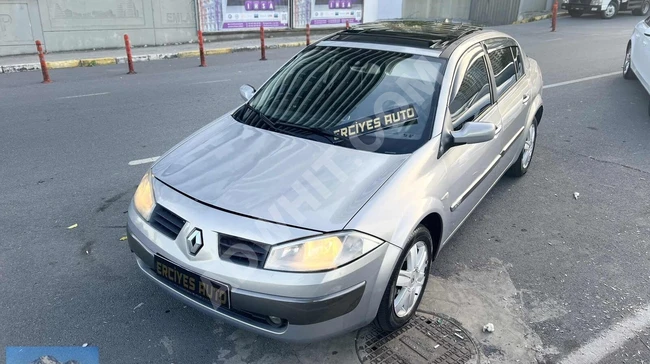 Renault MEGANE   1.5 DCİ موديل 2005، مزودة بسقف زجاجي ديناميكية