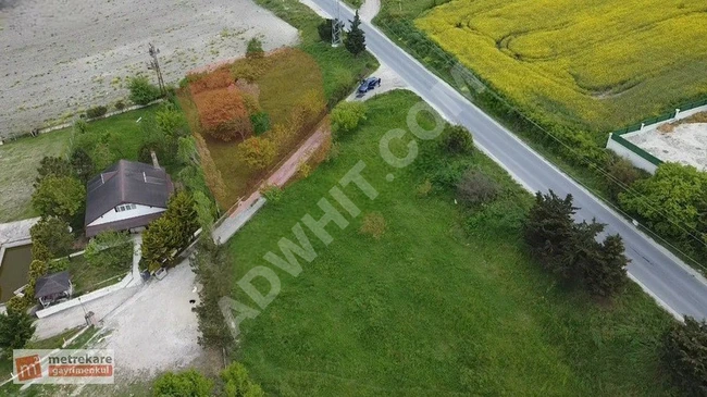 Land for sale with an area of 906 square meters facing the road in the ÇATALCA BAŞAKKÖY area