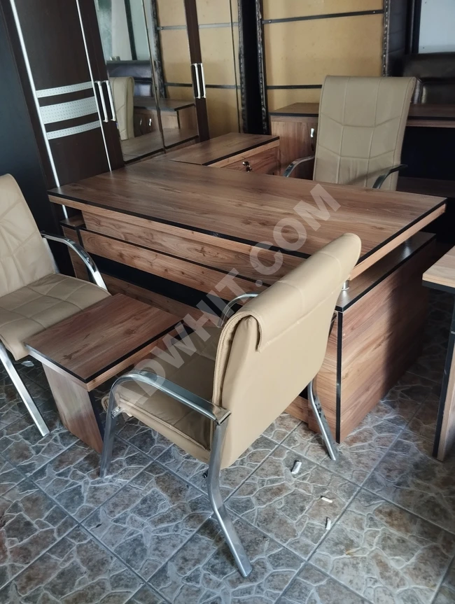 Office furniture in new condition in Ümraniye