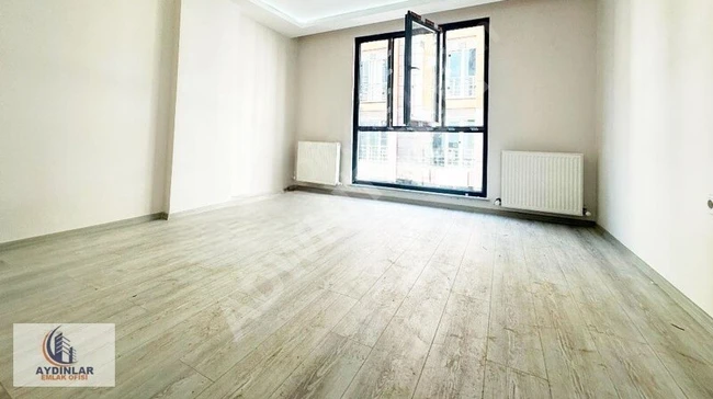 ÇOBANÇEŞMEDE KUYUMCU KENT YAKINI 2+1 SIFIR DAİRE