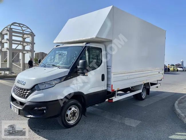 شاحنة IVECO DALY بصندوق مغطى بمشمع، 4100 طويل الشاسيه مع مكيف هواء في الكابينة