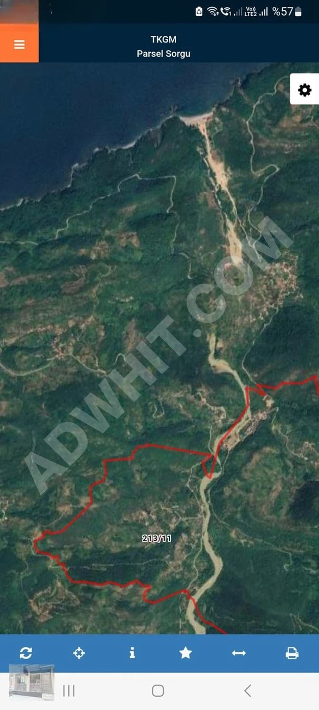 Land in a perfect location in the KASTAMONU CİDE TOYGARLI area