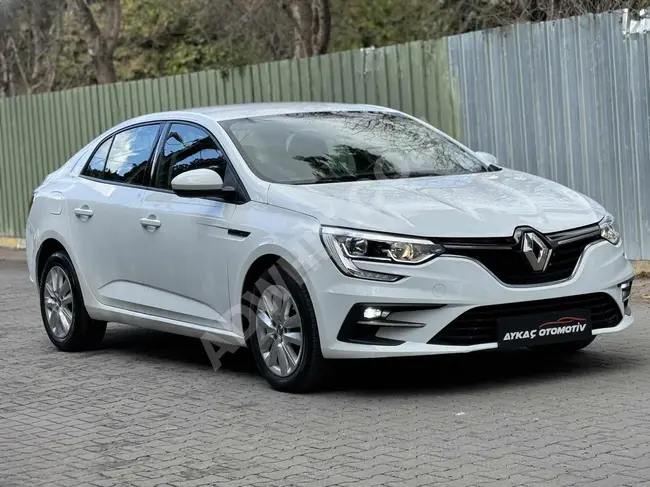 2021 Renault Mégane Sedan JOY 1.3 TCE EDC 140 BG, Benzin