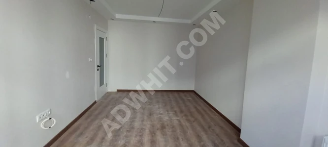 2+1 apartment for sale in Bahçelievler Şirinevler.