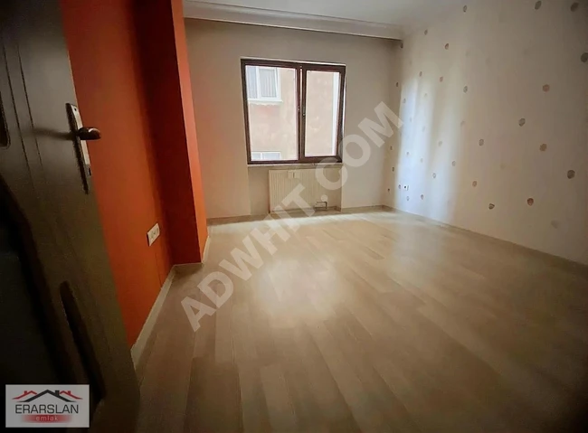 ERARSLANDAN HASTANE KARŞISI 9 YILLIK 2+1DAİRE 85M2 KAT1 MEMURA