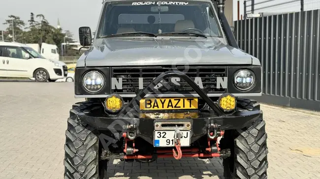 NİSSAN PATROL 4X4 موديل 1984 كامل التجهيزات