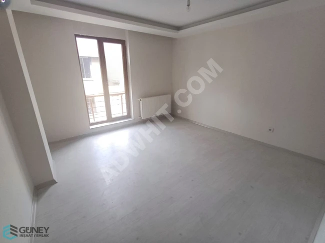 GÜNEY EMLAK'TAN SATILIK KÖŞEBAŞI ASANSÖRLÜ 2.KAT DAİRE