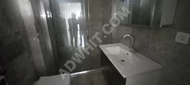 2+1 apartment for sale in Bahçelievler Şirinevler.