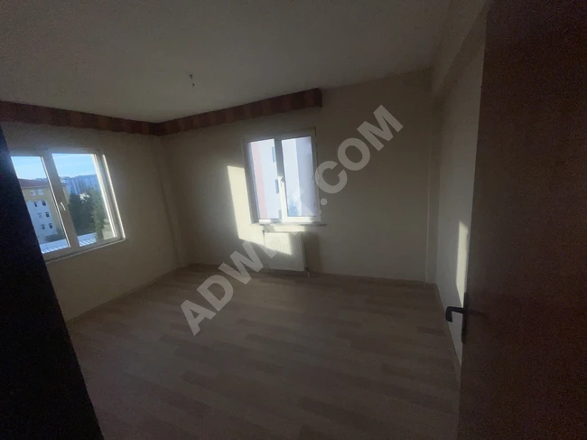 SİLİVRİ YENİ MAHALLEDE SATILIK 3+1 ARA KAT  BOŞ DAİRE 