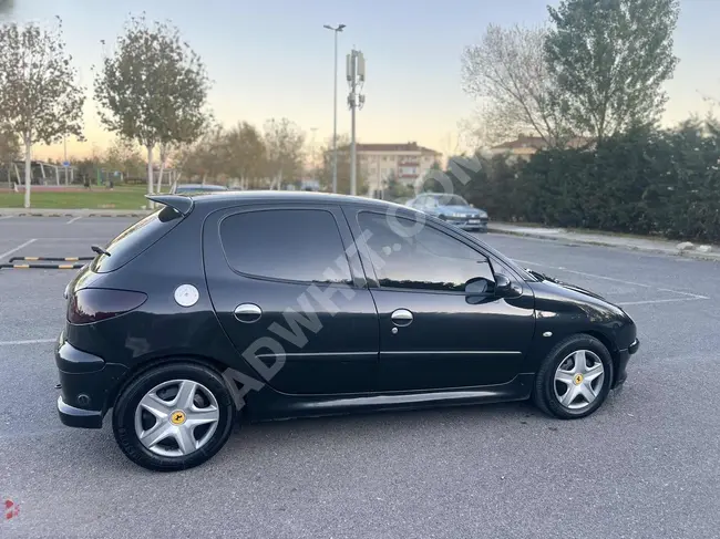 سيارة Peugeot موديل 2006 مع إمكانية القرض لكامل المبلغ