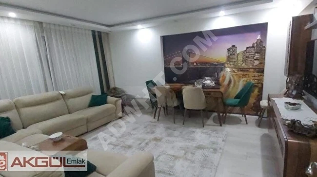 BAHÇELİEVLER SOĞANLI MEYDAN YAKINI 3+1 DEN 2+1 E ÇEVRİLMİŞ 130 M2 4.KAT KREDİYE UYGUN SATILIK DAİRE.