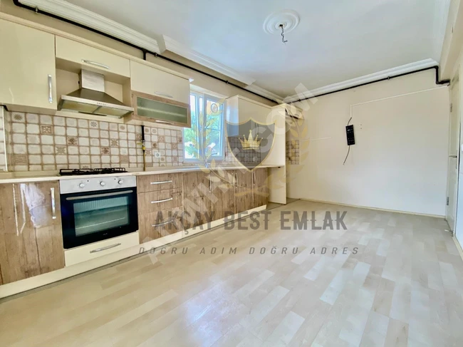 Apartment 2+1 with separate kitchen, front facade, and separate kitchen - from the real estate agent AKÇAY BEST