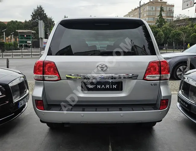 NARİN'DEN 2009 TOYOTA LAND CRUİSER 4.5 D-4D V8 7 KİŞİLİK BAYİ