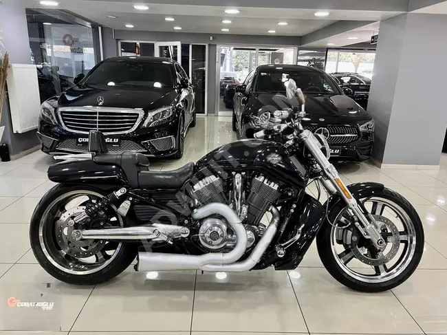 HARLEY DAVİDSON V-ROD MUSCLE 2013- بلون كحلي رمادي , بدون عيوب , بدون طلاء