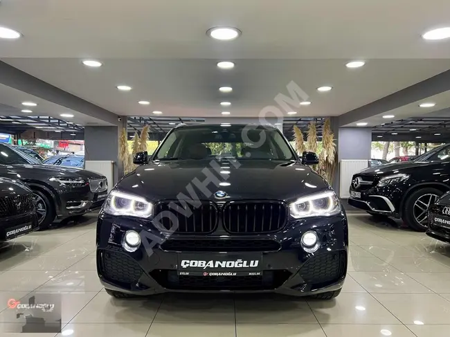 BMW X5 X-DRİVE-M SPORT-PREMİUM 2018 - مقاعد بلون بني , عداد ديجيتال , جنوط 20 بوصة , بدون طلاء