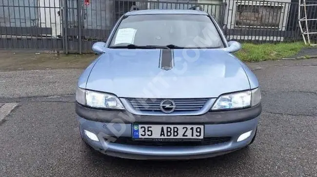 Opel Vectra Model 1998 - the car is clean and maintained