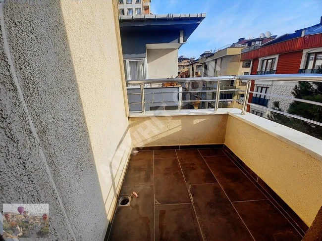 Apartment for rent in a complex in the Armağanevler neighborhood, Ümraniye area