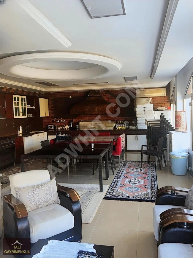 For sale: very luxurious standalone villa with a pool in the KAVAKLI neighborhood in SİLİVRİ