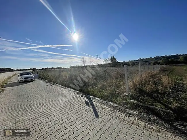 Investment land with asphalt frontage for sale in SİLİVRİ BÜYÜK KILIÇLI