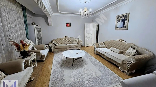 Duplex with an area of 200 square meters, 12-year-old building in the Cumhuriyet neighborhood, within Tandoğan complex