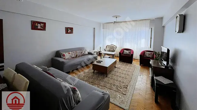 SİLİVRİ MERKEZİ KONUMDA CADDE CEPHELİ ASANSÖRLÜ 3+1 DAİRE