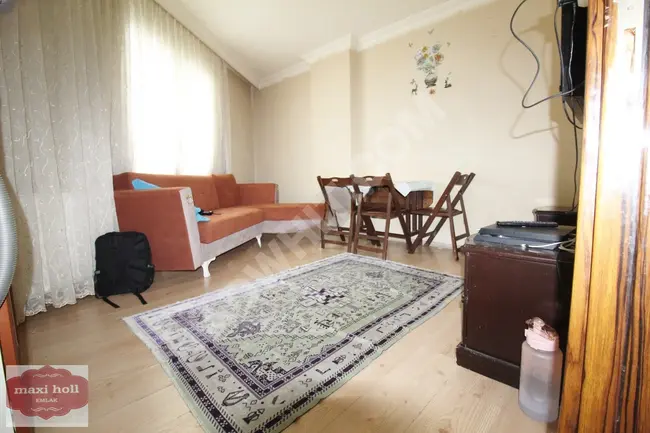 Apartment for sale 2+1, 12 years old, in BAHÇELİVELER CUMHURİYET