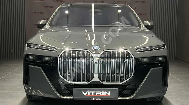 BMW İ7 xDrive60 M EXCELLENCE-HEAD car, model 2023, dealer edition for sale from VİTRİN