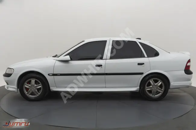 سيارة  OPEL VECTRA 2.0  موديل 1997 370 الف كم  نظافة استثنائية