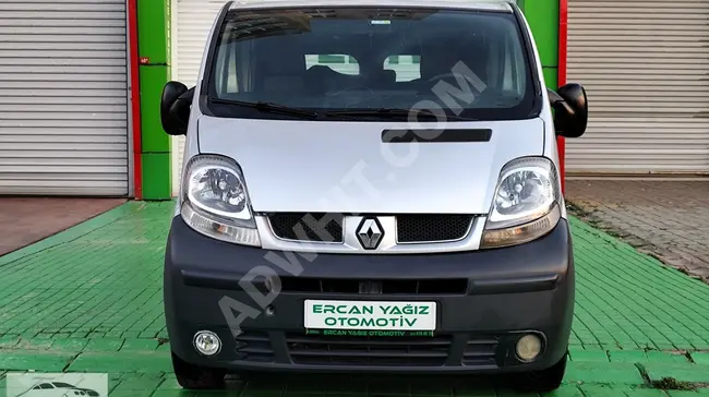 سيارة RENAULT TRAFİC MULTİX 1.9 DCİ CONFORT موديل 2005 - بقوة 100 حصان - مسافة 306,000 كم