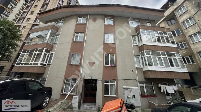 Apartment for sale 2+1 on the middle floor near KAVAKLIDERE Street from INTER WORLD